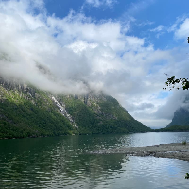 Bondhusvatnetsee von Gletscherseite aus