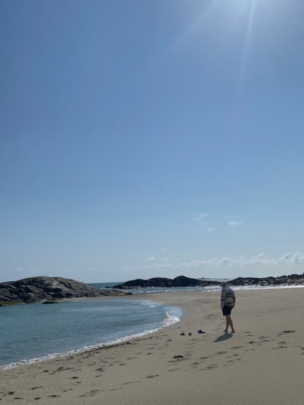 Fabi am Brusand Strand in Norwegen