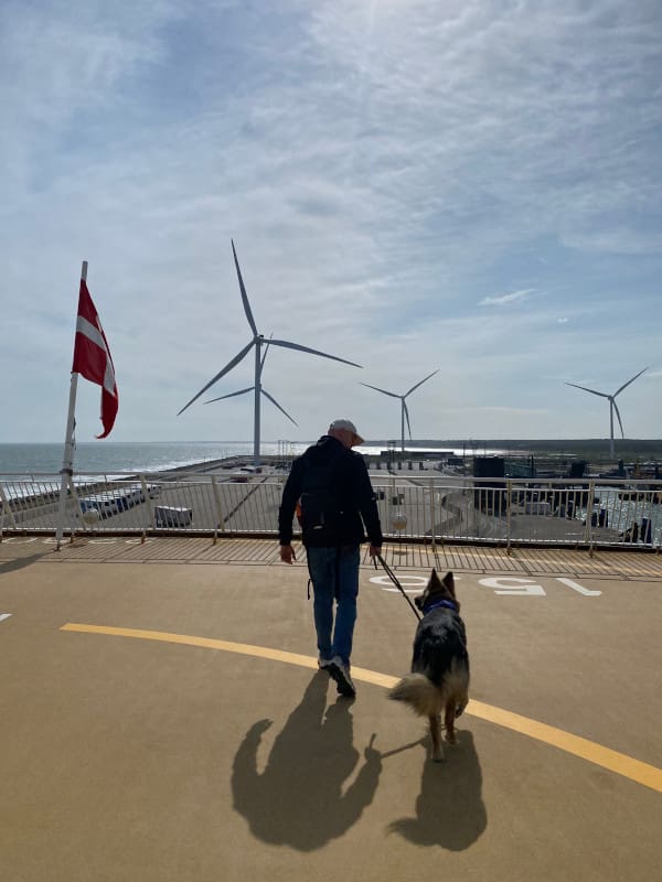 Fabi & Leeyah auf dem Deck der Fjordline