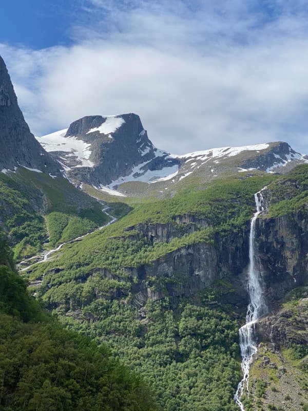 Briksdalsbreen Wasserfall
