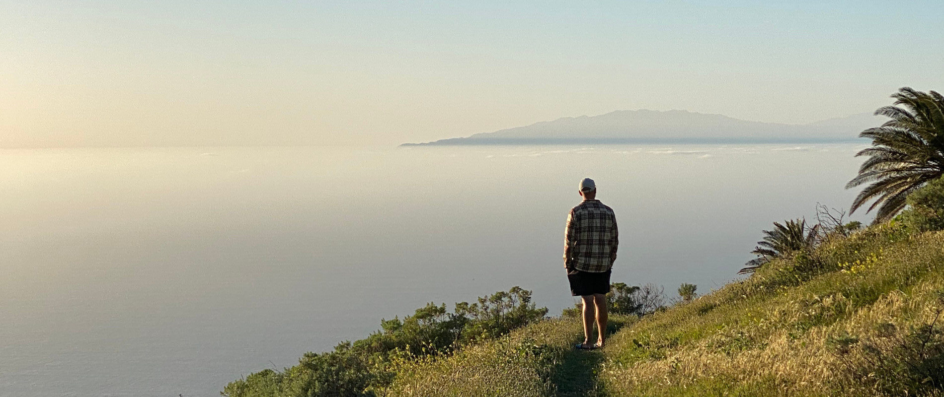 Fabi beim Sonnenuntergang bei Epina, La Gomera